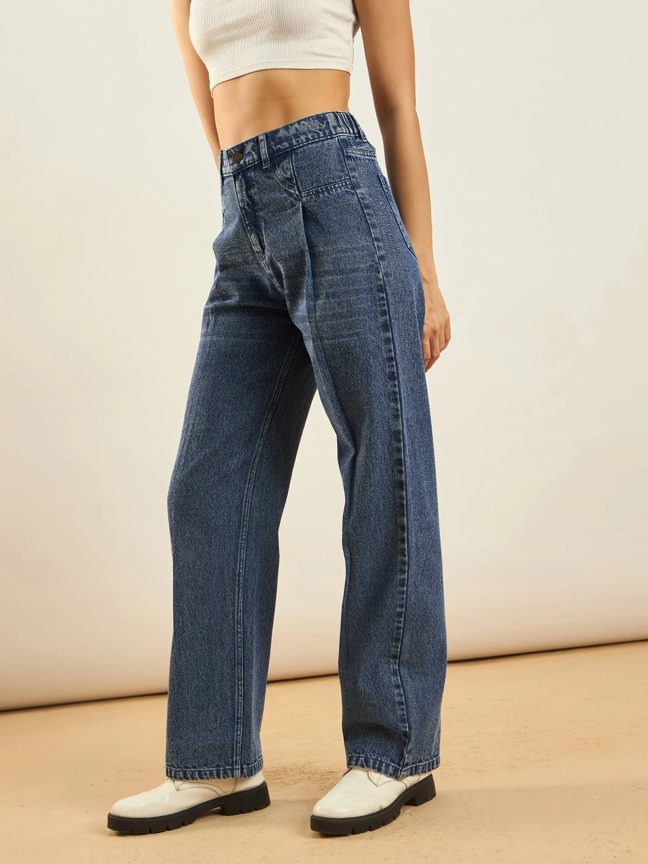 Women Blue Washed Front Darted Straight Fit Jeans